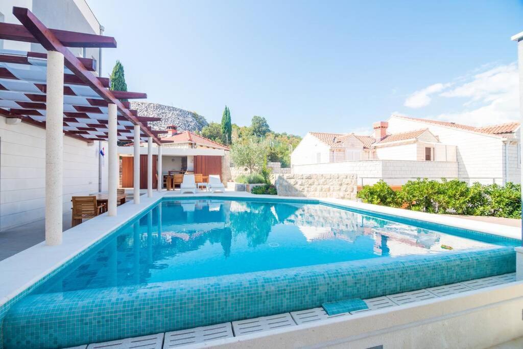 Modern Villa With Swimming Pool - Penthouse Dubrovnik Buitenkant foto